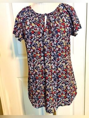 SimpleFun Floral Boho V-Neck Flutter Sleeve Peasant Top With Tie- Size Medium